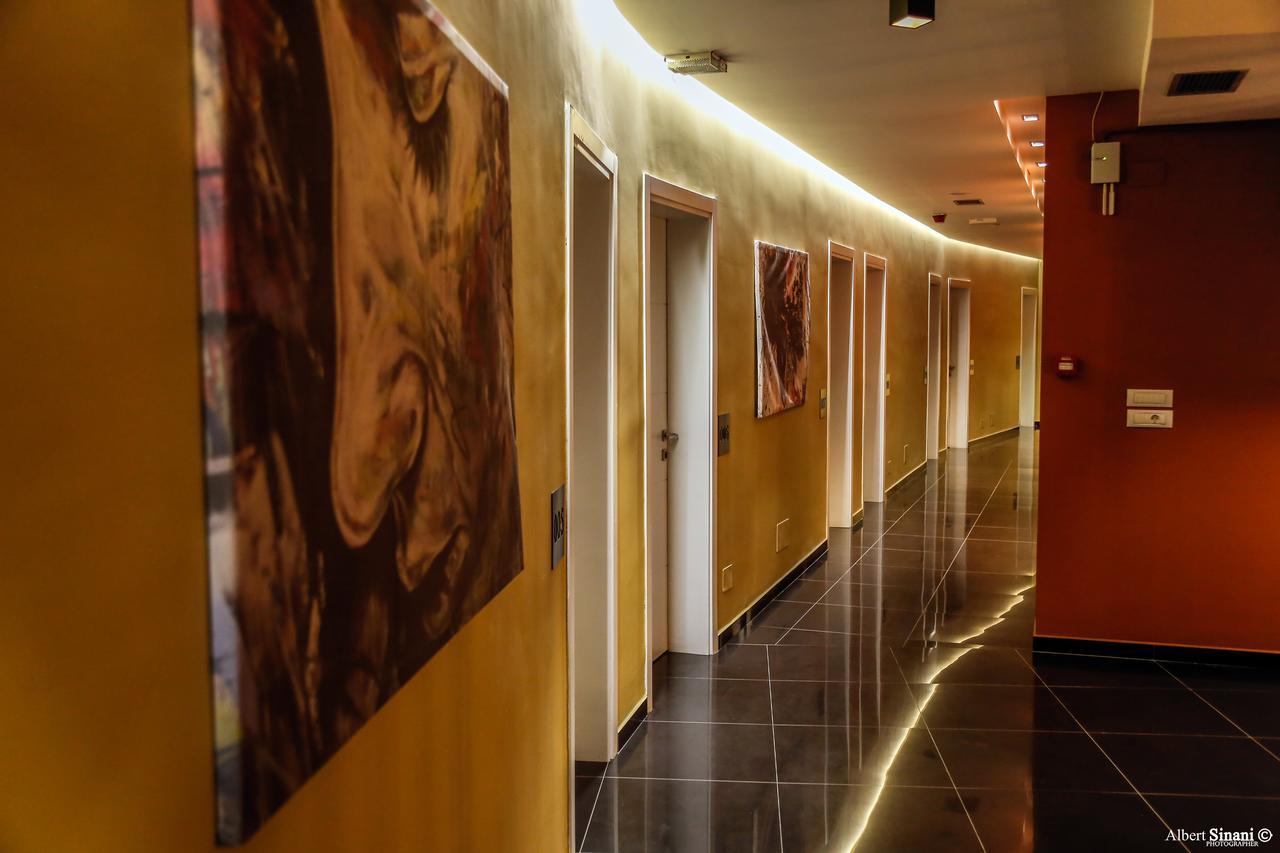 Arc Hotel Tirana Yzberishti Exterior foto